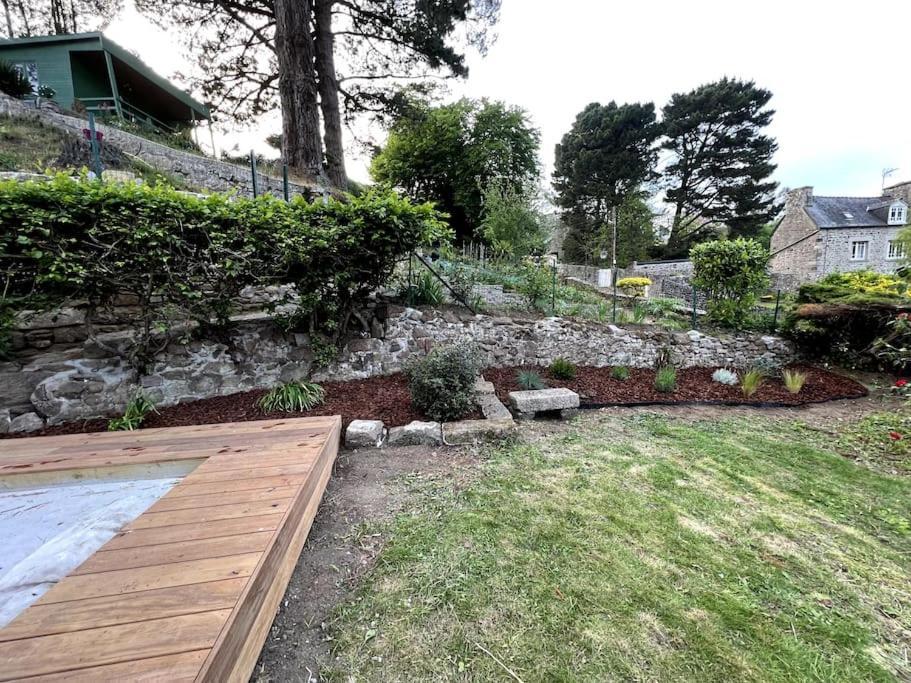 Superbe Appartement Avec Jardin Dinan Centre - Jerzual エクステリア 写真