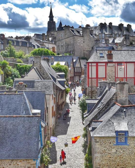 Superbe Appartement Avec Jardin Dinan Centre - Jerzual エクステリア 写真